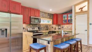 Artist’s Palette by AvantStay Colorful Retreat