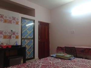 Madrid Homestay mountain valley view 25 Minute walk to Beach