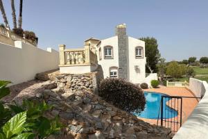 Luxury Villa with Private Pool - Las Ramblas golf