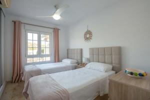 Luxury Villa with Private Pool - Las Ramblas golf