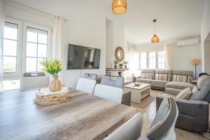 Luxury Villa with Private Pool - Las Ramblas golf