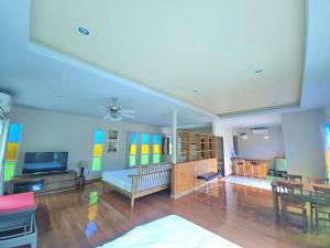 The Leaf Pool Villa Resort