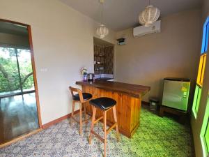 The Leaf Pool Villa Resort