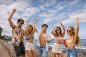 Party Coast Apartment for Young Travelers