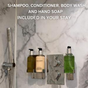 Fullabrook Farm Retreat, The Shepherdess Hut