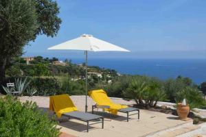 Quiet villa 4 bedrooms full sea view heated pool