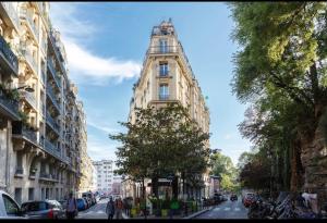 Beautiful apartment with Sacré-Coeur view in Paris