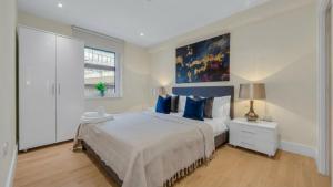 Stylish 1-Bed Greenwich Flat - Fast Links to Canary Wharf