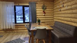 Котеджі Карпати Fest