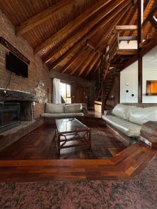 Casa Numerosa Vista al lago con Pileta Villa Carlos Paz