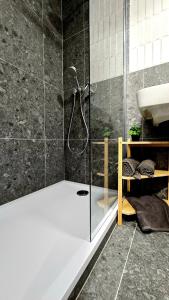 TeddBear Apt - Stylish Studio with a Cozy Soul