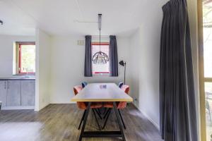 4 - Persoons Lakeside 63 Sauna Bungalow