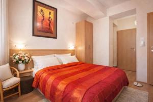Apartments Kosta-The Lake Walk Central Apartment-free parking 1