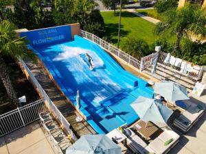 Two pools cozy townhome 10 Min to Disney! Perfect for families!