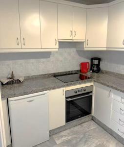 Heated Poolside Paradise Los Cristianos