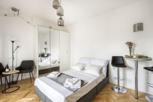 Premium Fountain Park Studio - Old Town