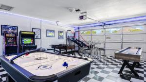 Near Camelback Mtn Old Town Trails Golf Spas w Pool Hot Tub Camelback Casa by AvantStay