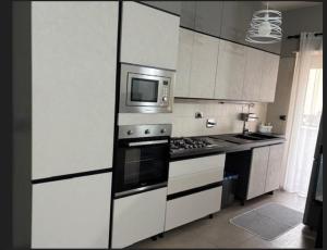 Sweet Holiday Gardenie