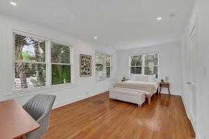 Victoria Park Oasis Walk to las Olas Beach