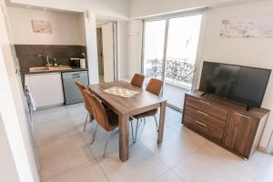 Mythical Sands 2 - F