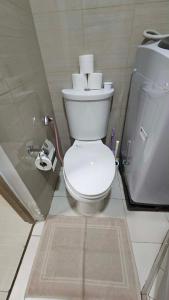 PROMO Modern Boho Chic Condo Near MOA, Manila Bay