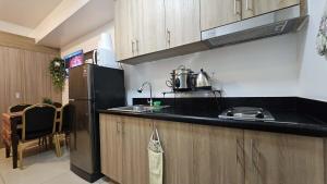 PROMO Modern Boho Chic Condo Near MOA, Manila Bay