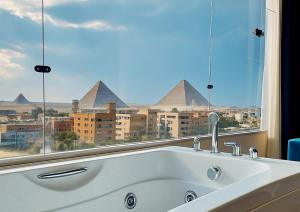Apartment A pyramids view