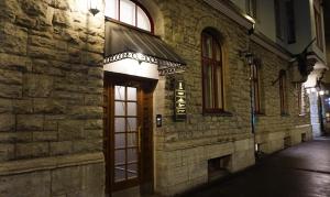 Cozy center Studio with Gym & Terrace