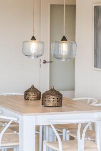 Ola Marina Apt Arenal Seafront 6 pax