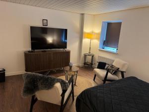 Serengeti & Stayover