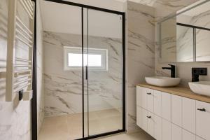 Boelenslaan - Entire House with modern bathtop