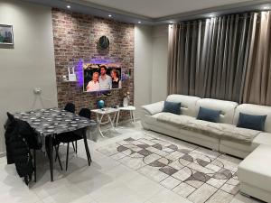 10th floor apartment