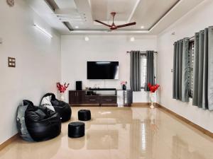 MHR Vacation Home & Mini Function Hall