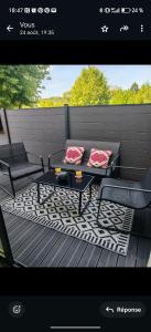 Nice little duplex house in Elancourt village