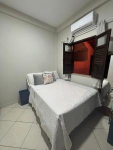 Apart em sítio, 13min da praia.