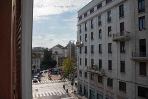 Bilocale Sforza Milano Centro !!