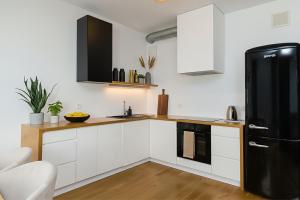 Lanciego - przytulny Apartament z osobną sypialną, Balkon, WI-FI, Natolin, Ursynów