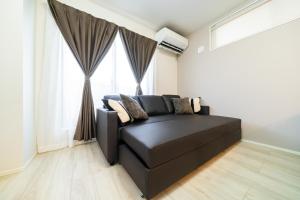 Tokyo Sky Hotel, 東京スカイホテル 新築ヴィラ3階建て, スカイツリーエリアまで6分, 駅徒歩4分, 最大15名様ご利用可能