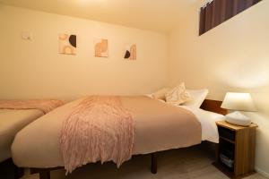 Tokyo Sky Hotel, 東京スカイホテル 新築ヴィラ3階建て, スカイツリーエリアまで6分, 駅徒歩4分, 最大15名様ご利用可能