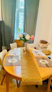 Luxus room in Prague 2 Square