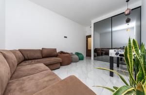 Метро Лівобережна басейн камін барбекю тераса будинок 150 кв м