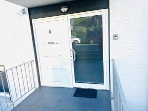 MOLA Apartments - Panoramablick, Balkon, 5 Pers, Bahnhofsnähe, Parkplatz