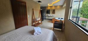 Happiness Paraty com Passeio de Barco incluso