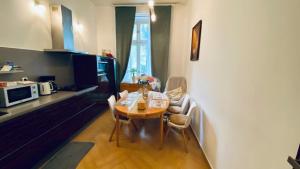 stunning room in Prague 2