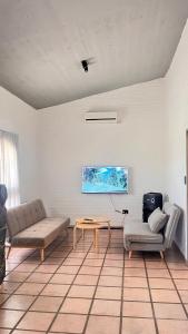 Casa- Villa Parque Siquiman