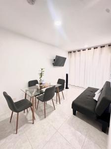 Cozy Beachside 3BR Apartment near the Walled City