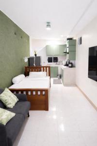 Earth House HomeStay Bangjo