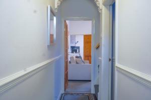 Campbell House 4Bed Home Sleeps 6