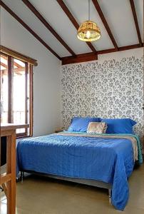 Country cabin with panoramic view among clouds Támesis - cabaña refugio entre nubes