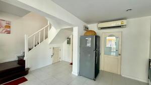 Pattaya city Jomtien Beach 4-bedroom villa